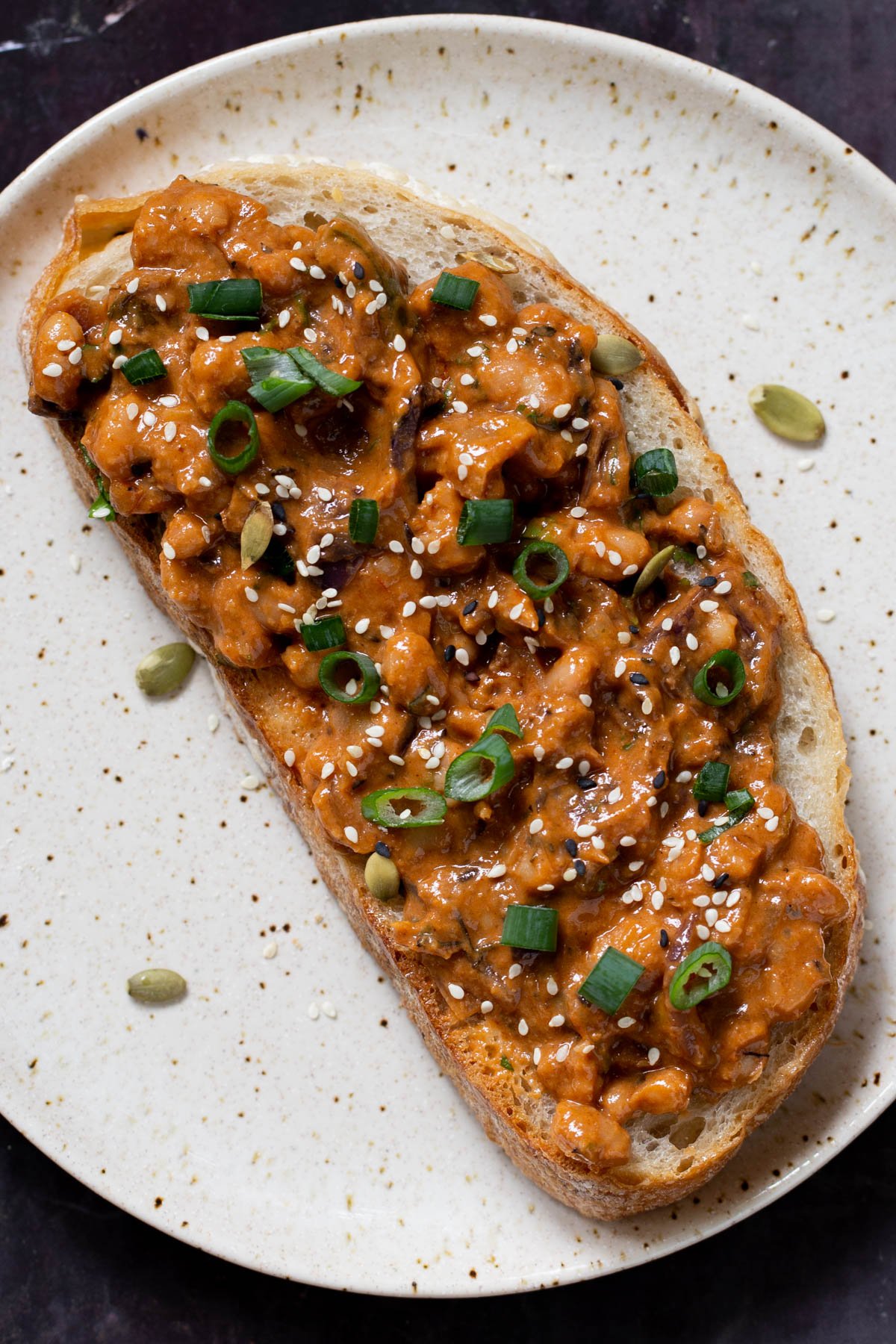 beans do pyaza served as beans on toast