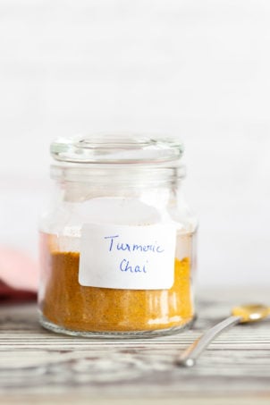 Golden Chai Mix for Turmeric Chai Latte. Golden Milk Mix + Chai Spice is a perfect start to the morning. This mix is great for gifting, and use in curries, dals, stews, with veggies. #Vegan #VeganRicha #goldenchaimix #turmericchaimix #goldenmilklatte #Glutenfree #Soyfree #Nutfree #Recipe