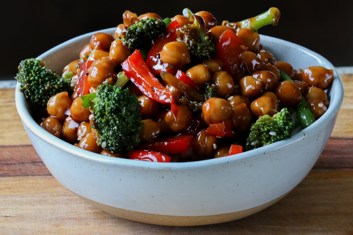 bowl of Mongolian chickpeas