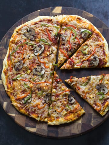 overhead shot of vegan pizza made with no yeast pizza dough