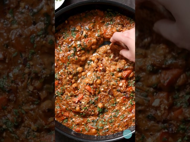Herbed Lentil Chickpea Stew with sun-dried tomato! #shorts #lentilstew #chickpeastew