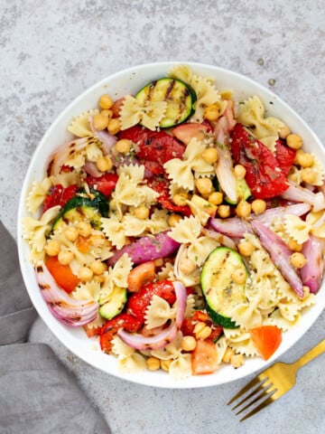 vegan summer pasta salad with grilled vegetables in a bowl