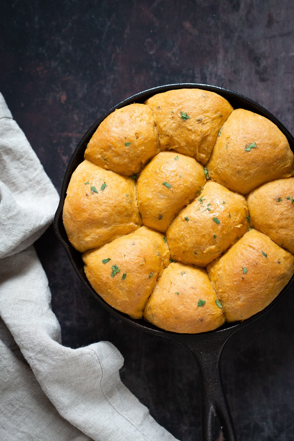 Vegan Sweet Potato Rolls - Soft Herb Dinner Rolls. 7 Ingredients, 1 Bowl, Freezer friendly, No Added Sugar, Almost No Knead. Melt in your mouth sweet potato bread rolls. #Vegan #veganRicha #Soyfree #Nutfree Palm Oil-free #Recipe