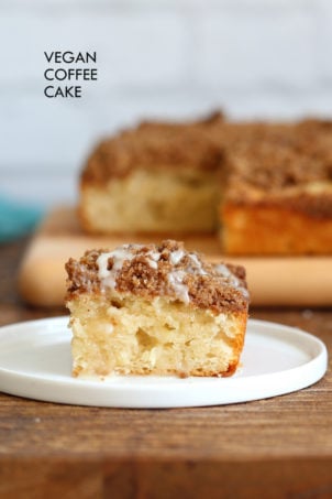 Easy Vegan Coffee Cake Recipe. Simple soft Vanilla Cake topped with a delicious Streusel. Classic Cinnamon Streusel Coffee cake. #Vegan #soyfree #nutfree #Recipe. Glutenfree option #veganricha