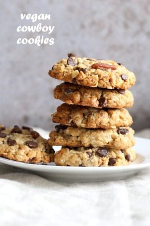 Vegan Cowboy Cookies Mix makes great Jar gifts for the Holiday Season. Layer oats, flour, coconut, chocolate sugar and pecans. Mix, add applesauce and oil, and bake. #veganricha #Vegan #Recipe Can be #glutenfree. | VeganRicha.com